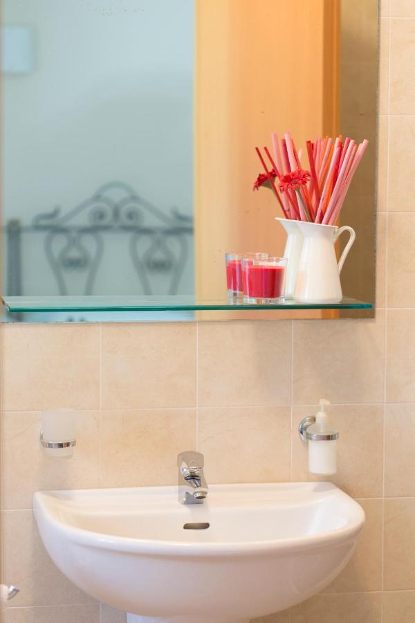 Bed&Breakfast Il Frantoio Misano Adriatico Exterior photo